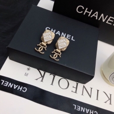 Unclassified Brand Earrings